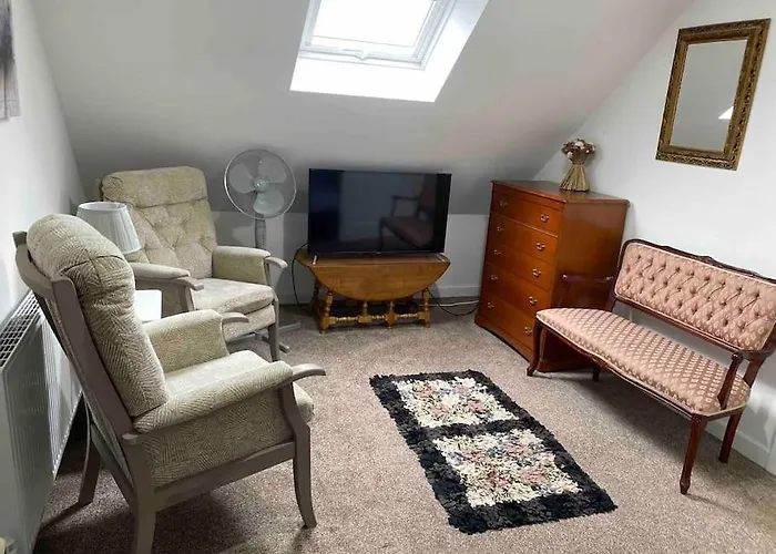 Helens Haven First Floor Apartment Via Stairs