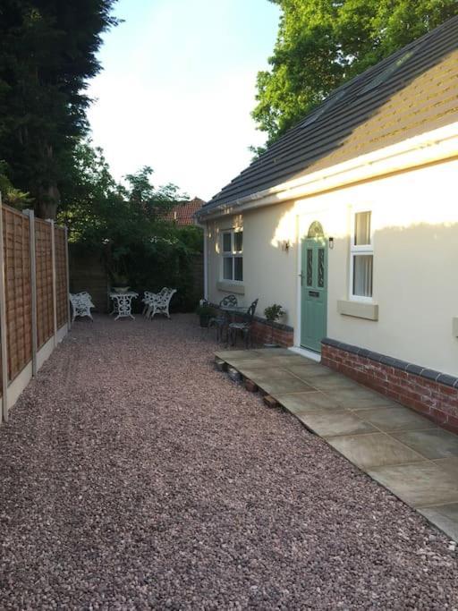 Helens Haven First Floor Via Stairs * Preston (Lancashire)