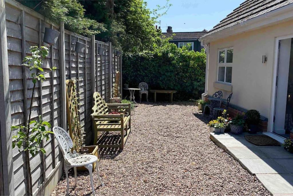 Apartment Helens Haven First Floor Via Stairs Preston (Lancashire)